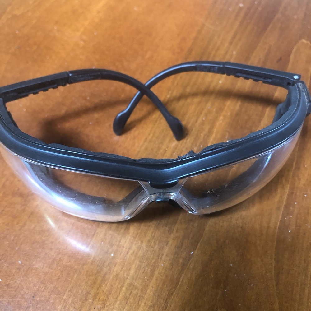 Protective Safety Glasses - Black Clear Lens Pyramex V2G series,